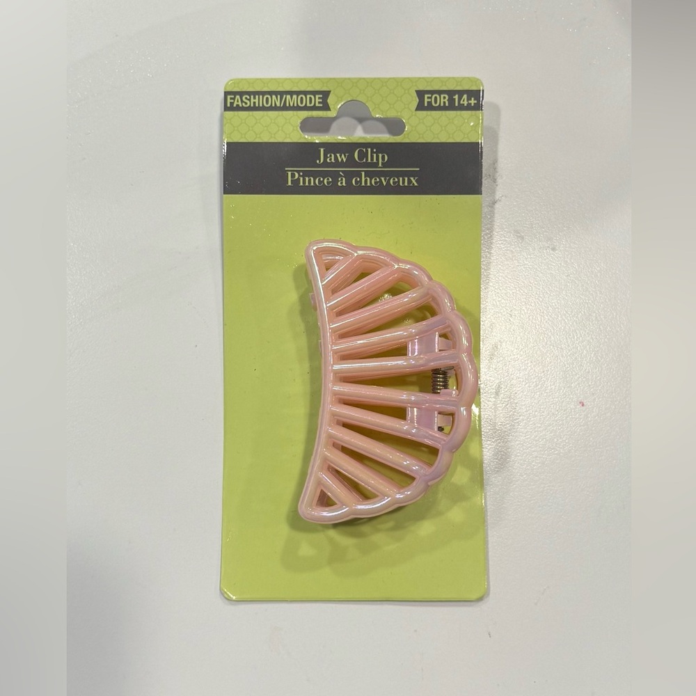 Elegant Pink Shell Hair Jaw Clip